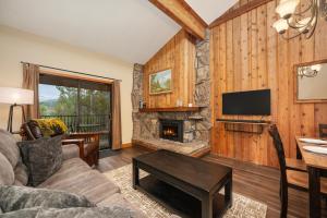 Beaver Village Unit #1832
