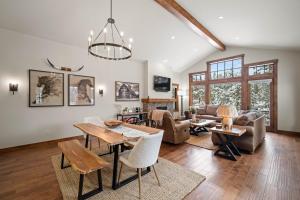 27 Caldera Cabin