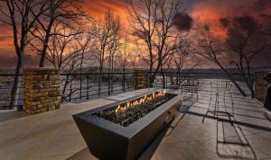 Island Retreat Sleeps 22 Hot Tub Dock Game Rooms