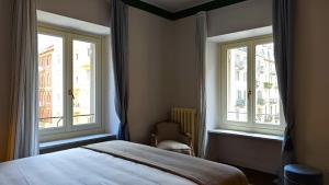 Suite De Sonnaz C