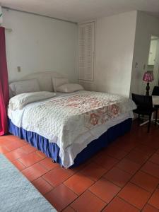 Brick Haven Studio at Montego Bay Club