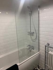 Belfast Central Stylish 2-bedroom Apartment