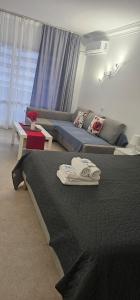 Benalbeach Luxe suite Garden & Sea Oasis