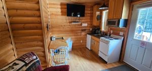 Alaska Summers Lodge Cabin 1-Near Mouth of Kasilof River