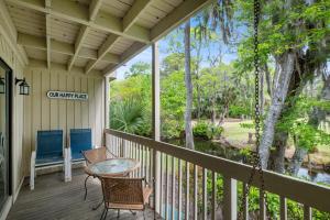 Fairway hideaway, beach, bikes, smiles