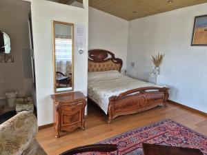 Ganas Guest House and Tours