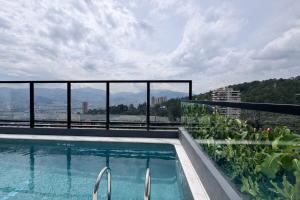 Modern Duplex Mood Palmas, City View and Pool