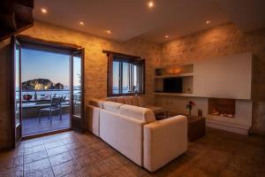 Exensian Villas & Suites