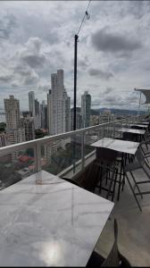 Ph The gray- Panama Calle 50 Fast -wifi-roof -toof