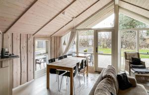 3 Bedroom Stunning Home In Idestrup