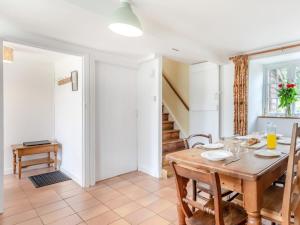 3 Bed in Dorchester oc-50290