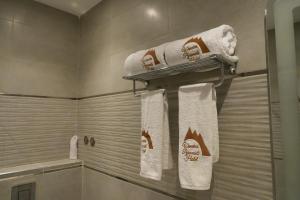Wonders Pyramids Hotel