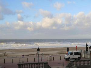 Apartment in Blankenberge near Belgium Pier