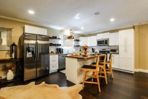 Howdy Yall Ranch Luxe Western Retreat