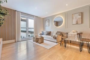 NEW Kings Cross St Pancras Modern Luxury Apartment In Central London