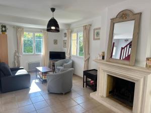 Grande Villa avec Jardin, Proche Plage et Centre de Villers-sur-Mer - FR-1-487-310