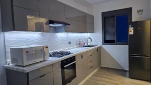 Central Premium Holiday Homes - Marché, Corniche & Océan à pied