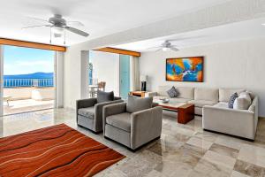 Upscale bayview villa with hot tub, private terrace, pool & stylish interiors
