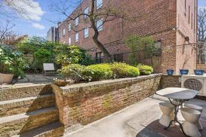 Lenox Garden Fully-Furnished 1BR in Harlem with Outdoor Space