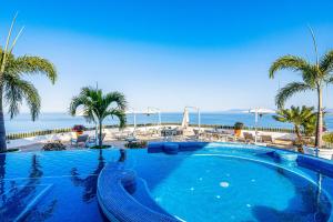 Elegant hillside villa with panoramic views, pool, hot tub & luxe interiors