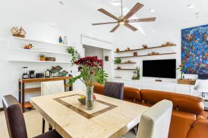 Stunning condo with brilliant views, walk-in shower, desk, balcony, & WD