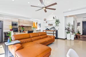 Stunning condo with brilliant views, walk-in shower, desk, balcony, & WD