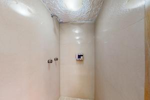 Central Puerto Vallarta condo with pool, ocean views & fast WiFI - walk to beach