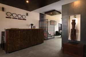 Oak Ray City Hotel