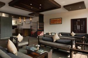 Oak Ray City Hotel