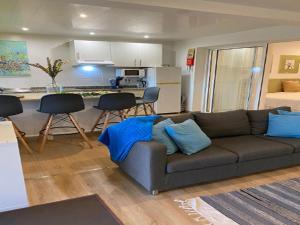 Holiday home in Porto da Cruz with garden