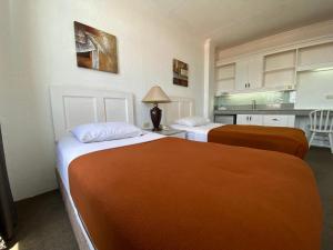 Stonestown Suites