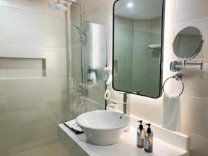 Hudor Resort - Bauang, La Union