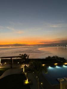 60 Sqm OceanView 1 Bedroom 2 Pools & Gym Near MOA