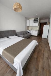 L&D Apartments