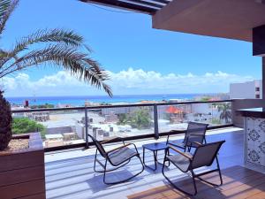 Queen Suite Oasis Just Minutes from the Beach