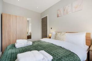 Stylish Home With Free Parking And Easy City Access