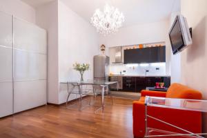 Easylife - Como - Porta 8 - Lago di Como