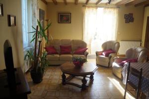 Fermes Charmante maison a la ferme : photos des chambres