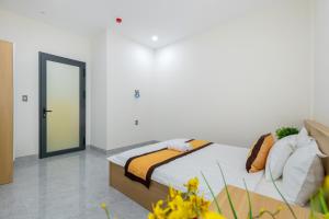 Villa 5 Lạc Long Quân - Bãi Sau