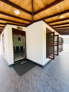 Riverside Chill Villa
