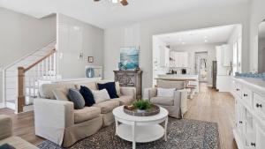 Southern Dreams on 30A by AvantStay Pool Outdoor Lounge Golf Cart Access Minutes to the Beach