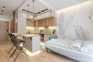 Przemysłowa Deluxe Studio by BookingHost