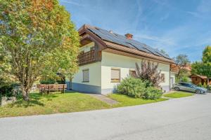 Alpine Chalet Planica with Sauna - Happy Rentals