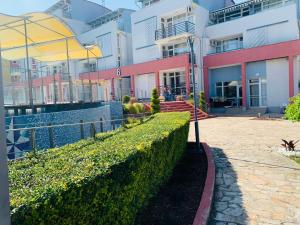 Студио за гости "Трите котки"