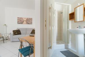 GuestHost - Comfy Studio X2 in Navigli District