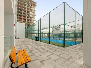 Upbeat 1BR in Arjan