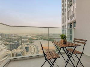 Upbeat 1BR in Arjan