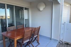 Apartment in Residence with Swimming Pool and direct beach access