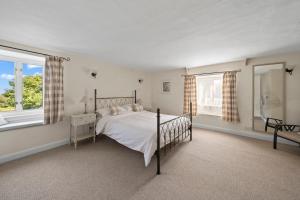 A hidden gem with sea views