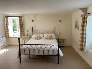 A hidden gem with sea views